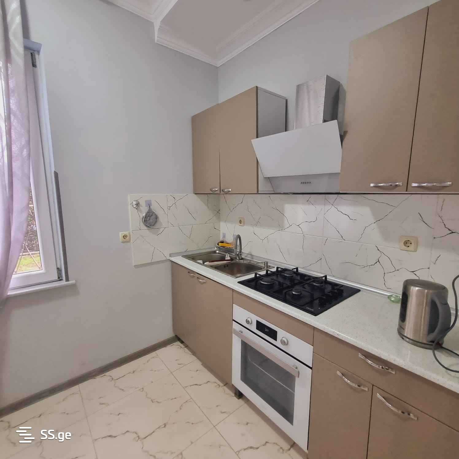 2 Room Private House For Rent. Poti view 8