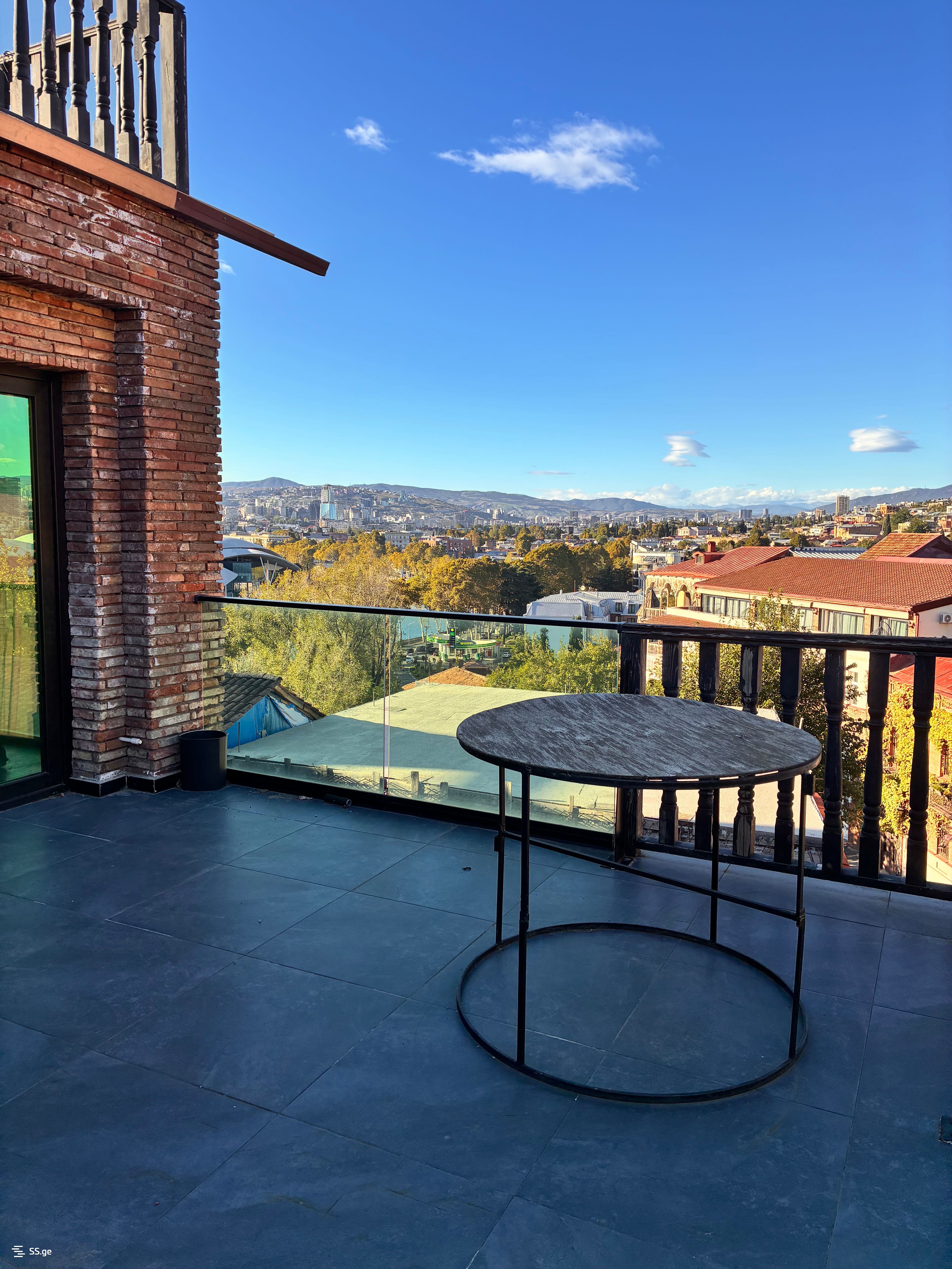 Hotel For Sale. Chugureti view 12