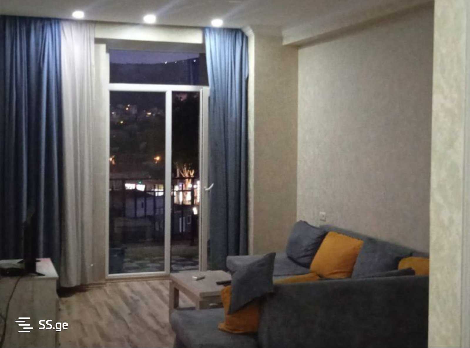 2 Room Flat Daily Rent. Didube, 1 of 4