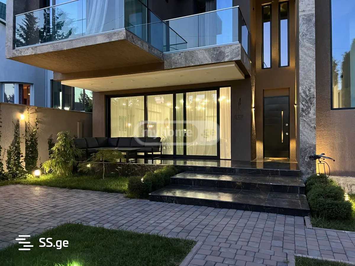 6 Room Private House For Rent. Okrokana view 2