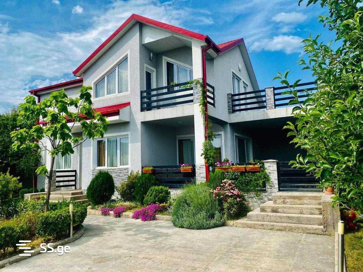 4 Room Summer Cottage For Sale view 1