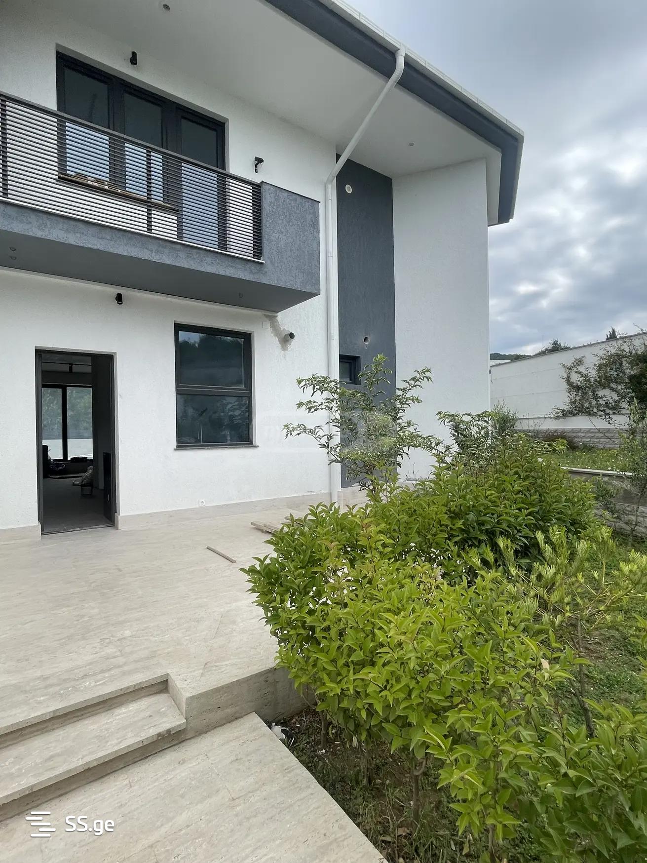 5 Room Summer Cottage For Rent. Mtatsminda view 9