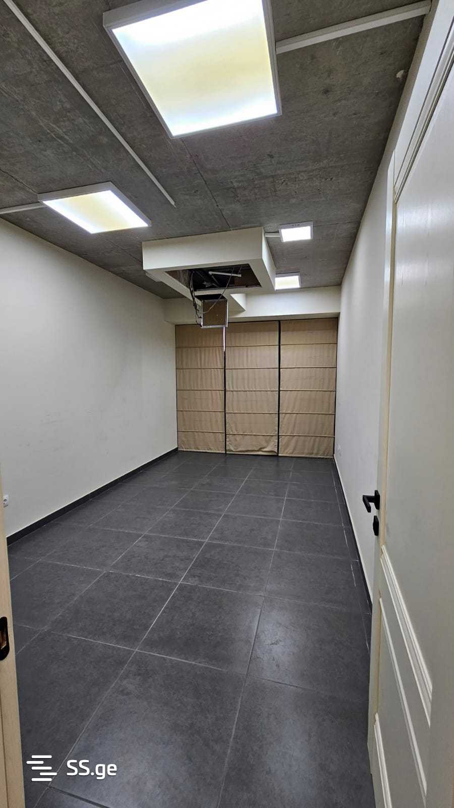 Commercial Space For Rent. Isani view 11