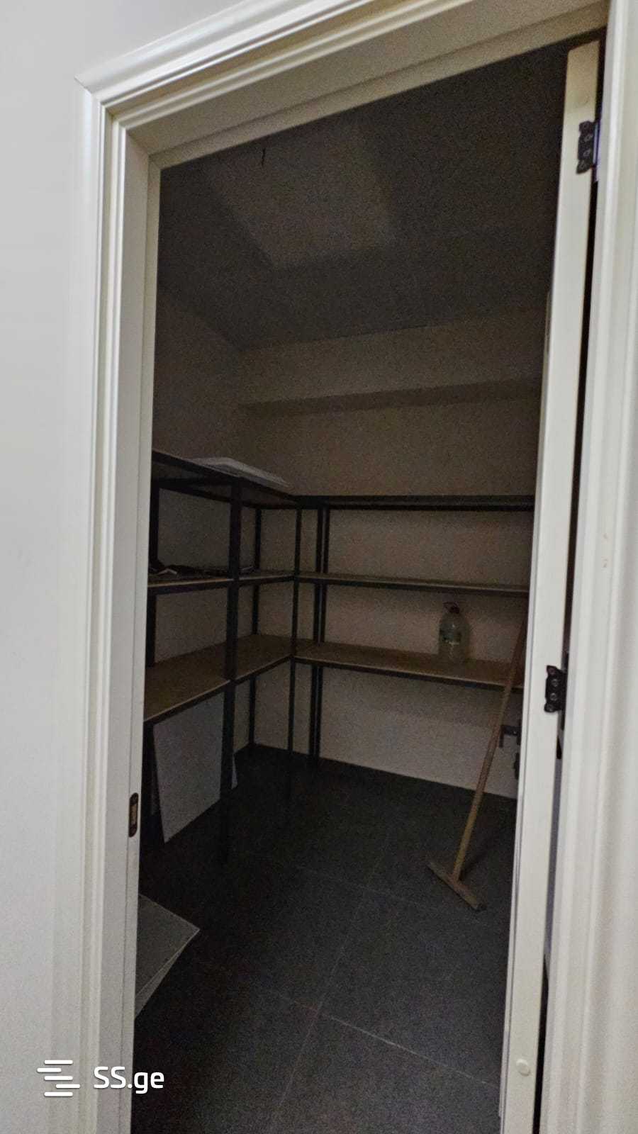 Commercial Space For Rent. Isani, 2 of 4