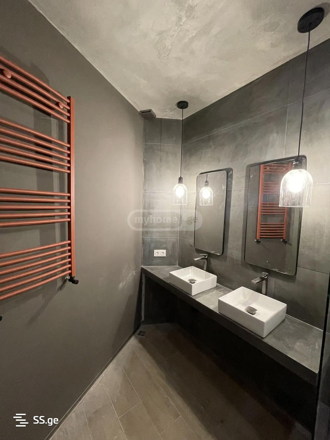5 Room Summer Cottage For Rent. Mtatsminda view 3