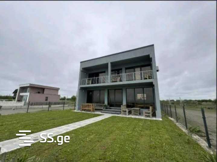 5 Room Private House For Sale view 4