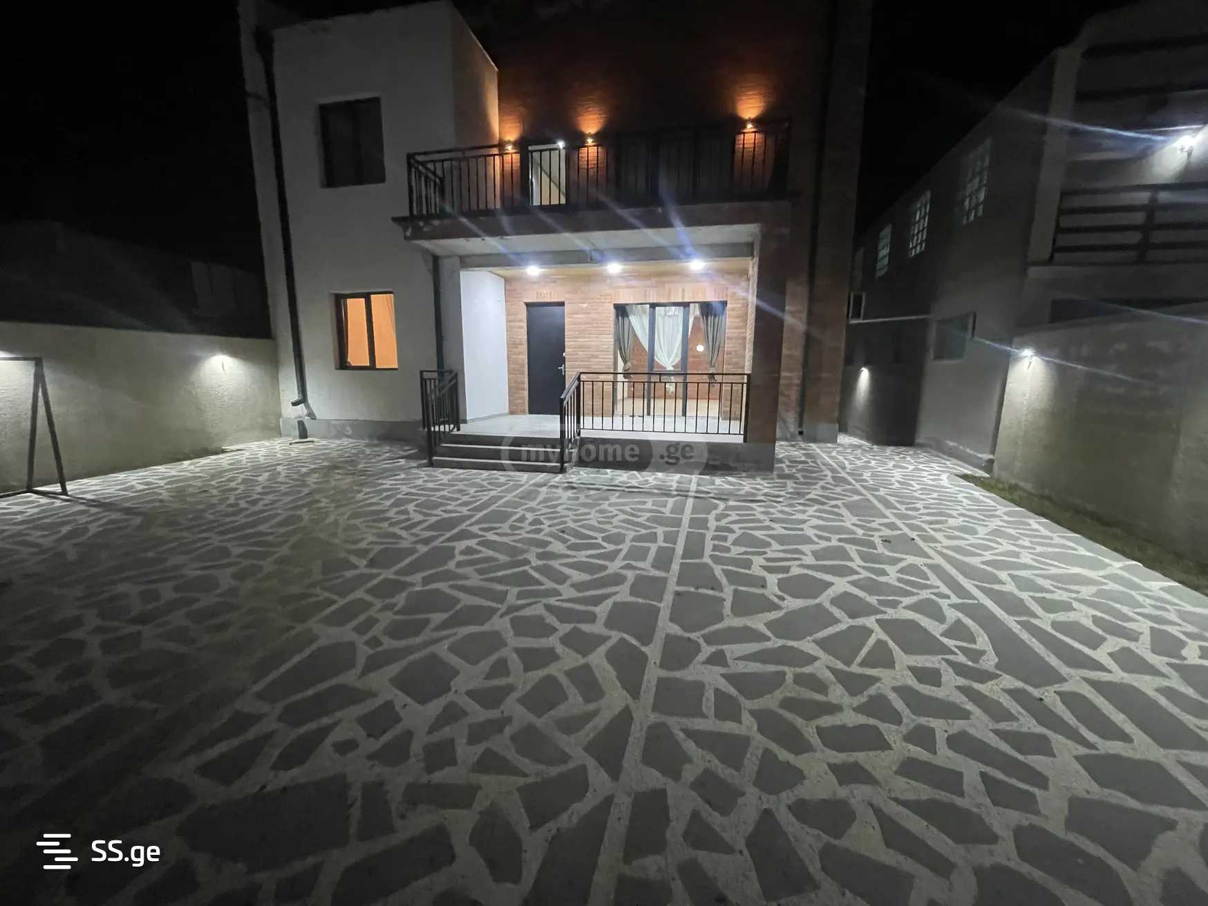 7 Room Private House For Rent. Didi Digomi, 2 of 11