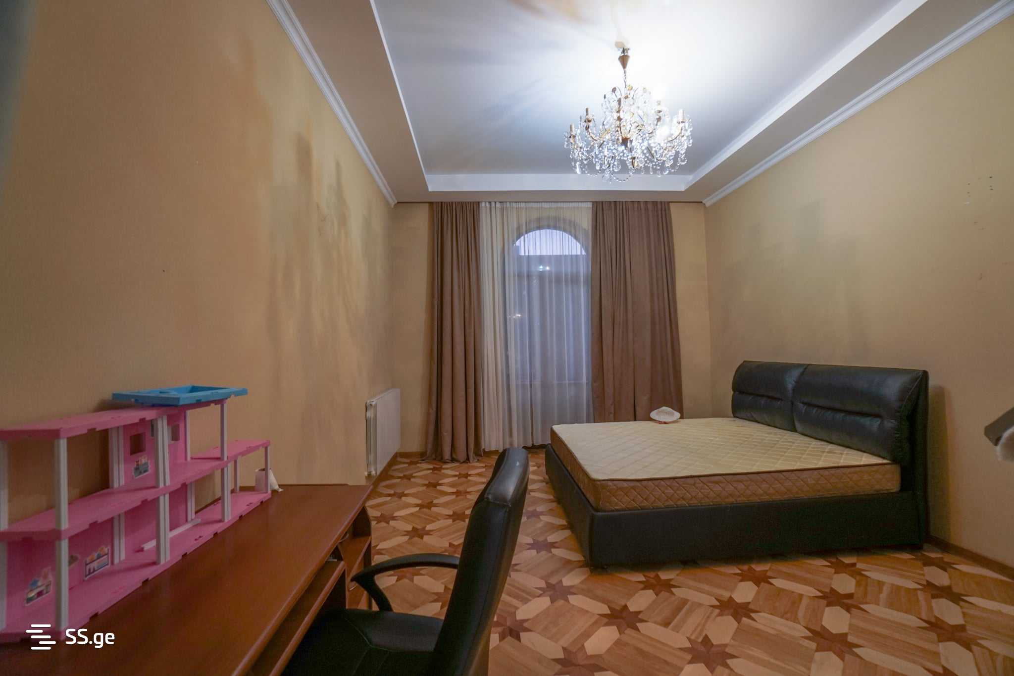 5 Room Flat For Rent. Gori view 8