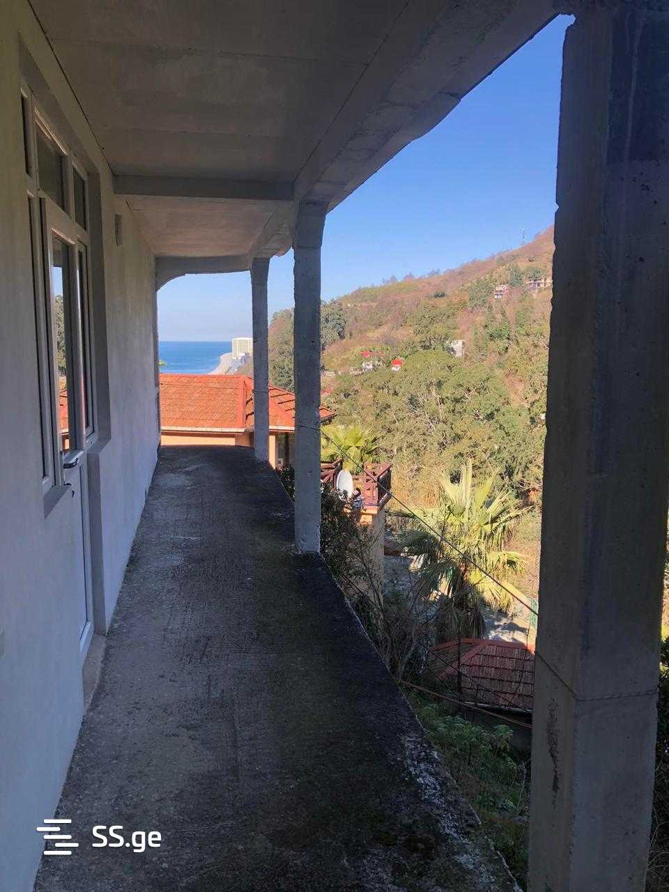 6 Room Private House For Sale view 12