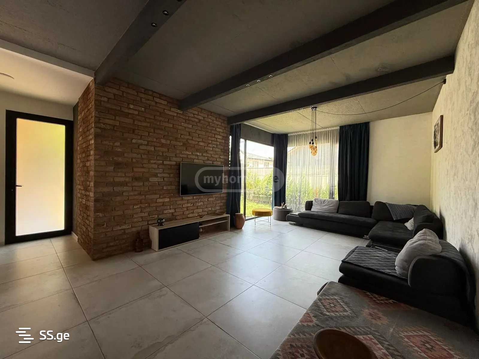 3 Room Private House For Rent. Okrokana view 2