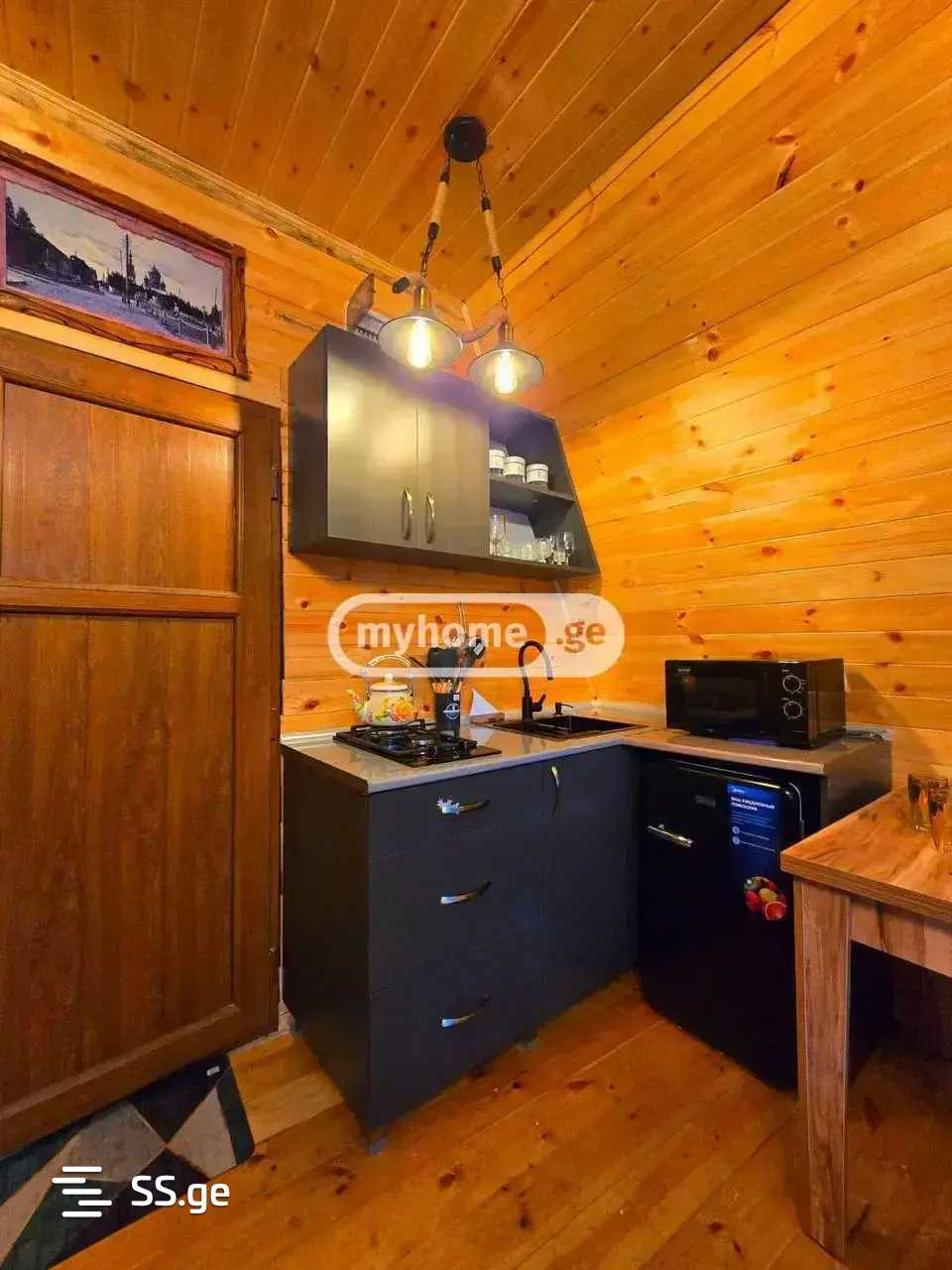 3 Room Private House Daily Rent. Batumi view 10