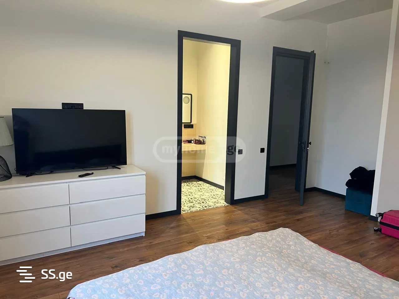 5 Room Private House For Rent. Okrokana view 6