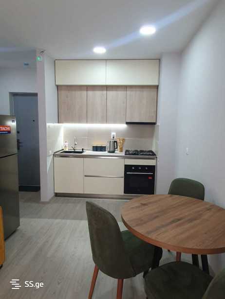 https://static.ss.ge/20251025/4_7047c710-3ff2-4ff7-b9b7-a12301cb7521_Thumb.jpg