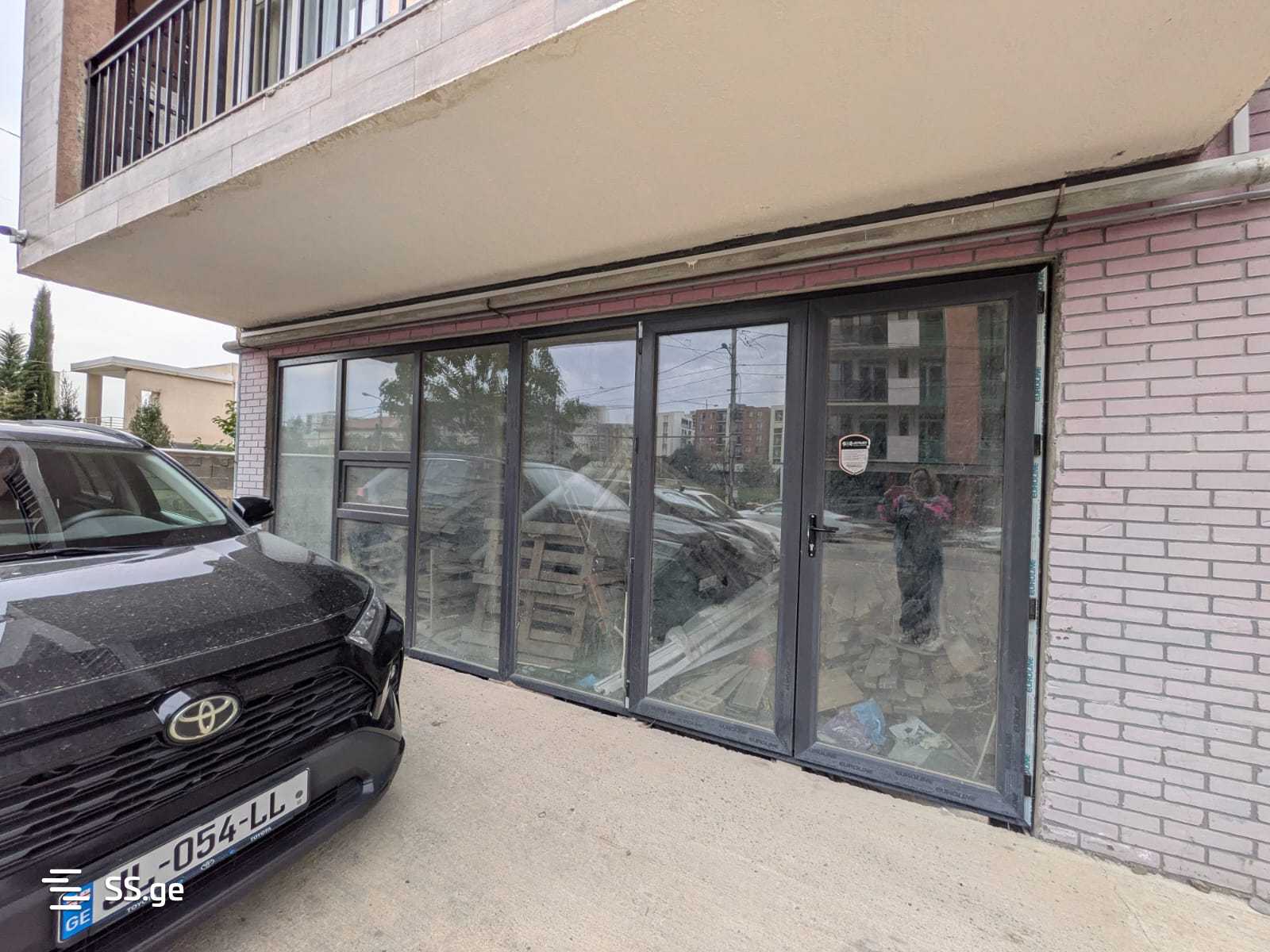 Commercial Space For Sale. Didi Digomi, 1 of 4