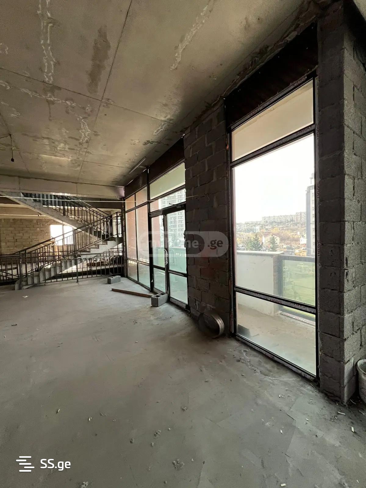 Продажа Commercial Space в Мухиани view 2