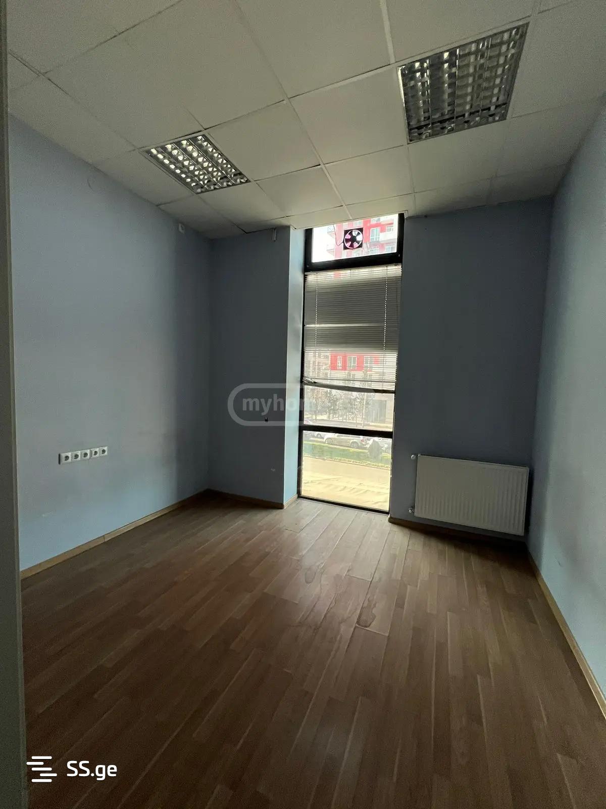 Commercial Space For Sale. Mukhiani, 3 of 4