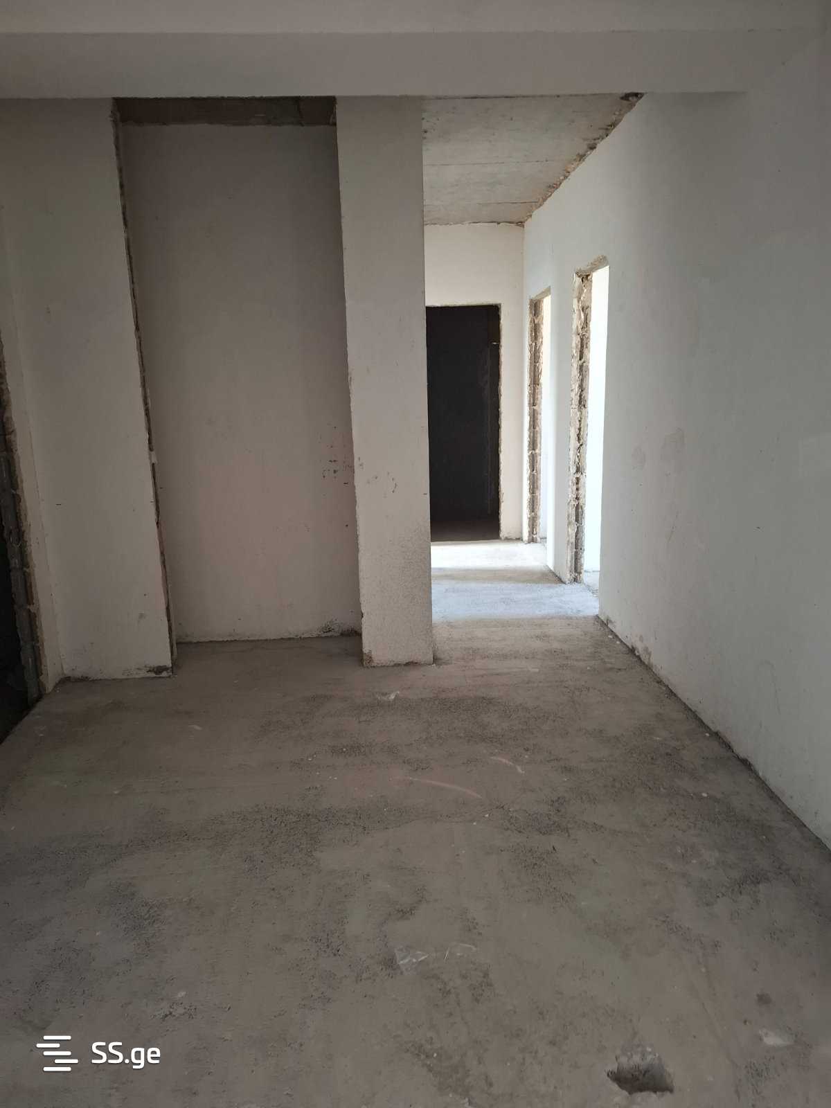 5 room Flat For Sale. Saburtalo - Fler