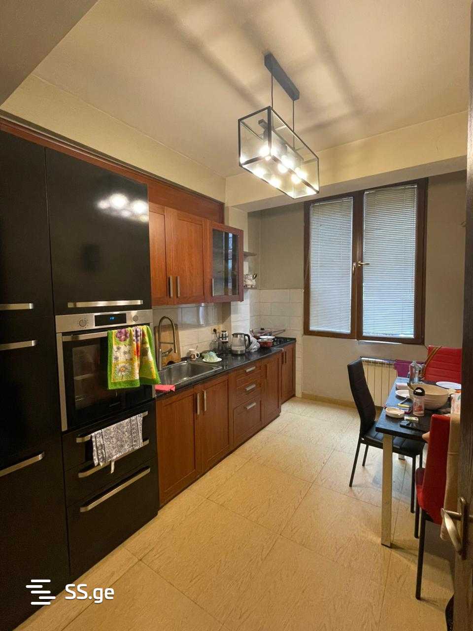 3 room Flat For Sale. Vake - Widok 2