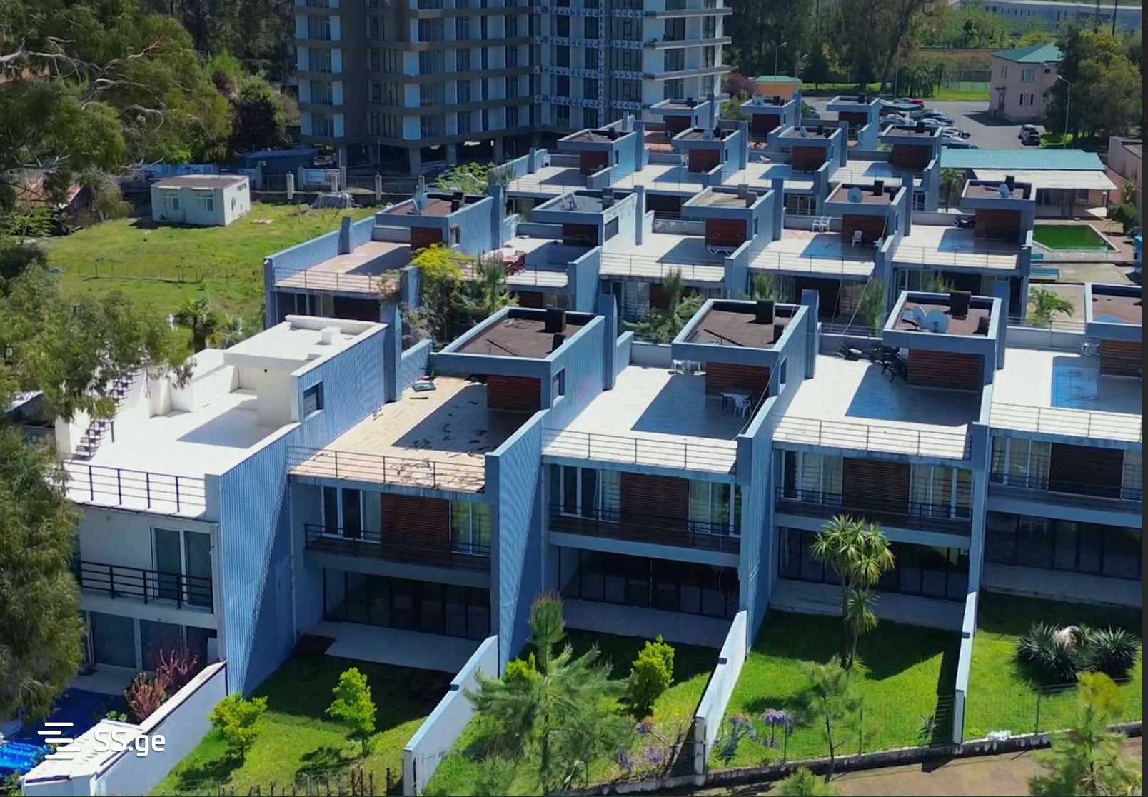 Продажа 5-комната Квартира view 1