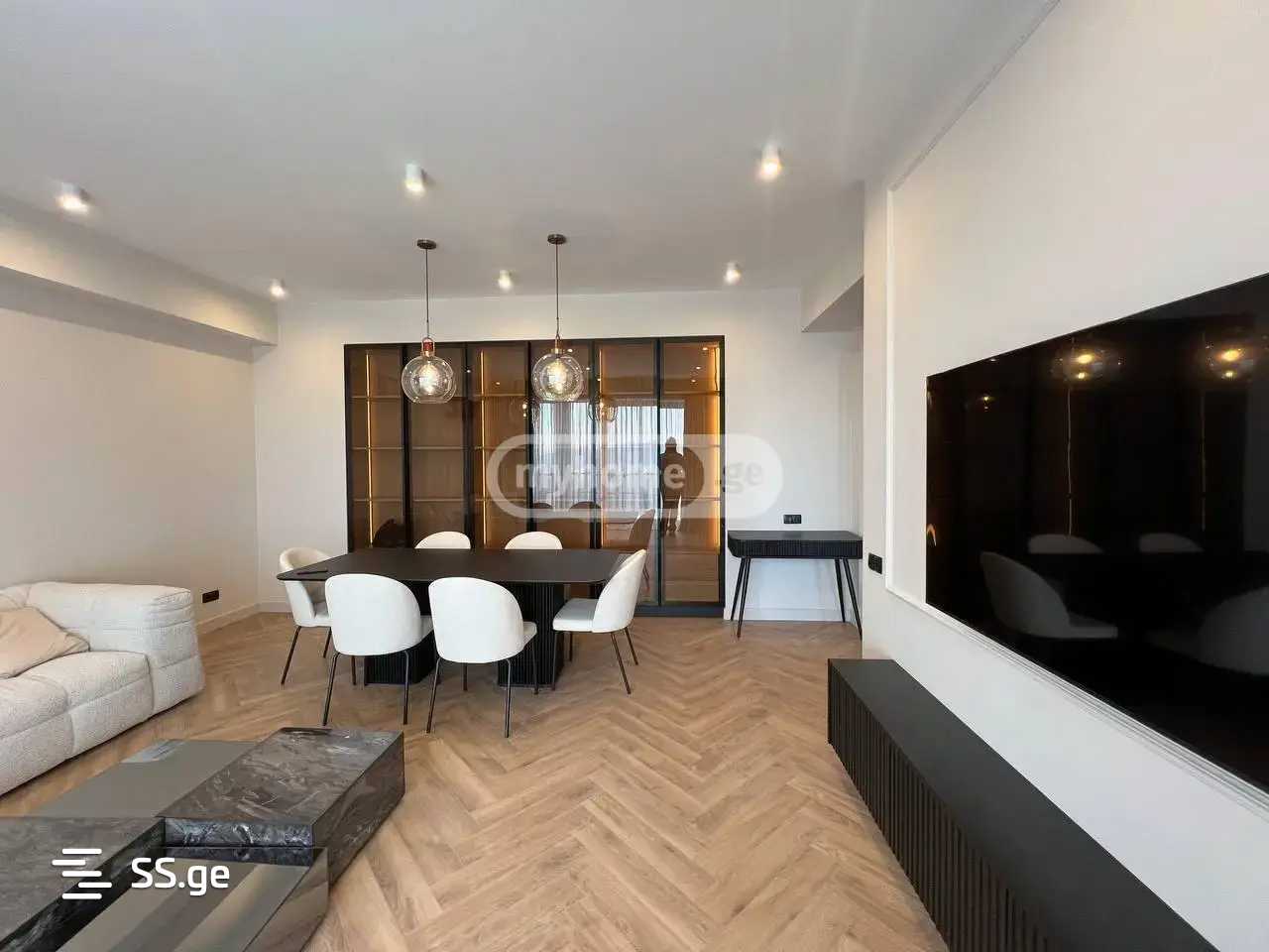 4 Room Flat For Rent. Vake, 2 of 12