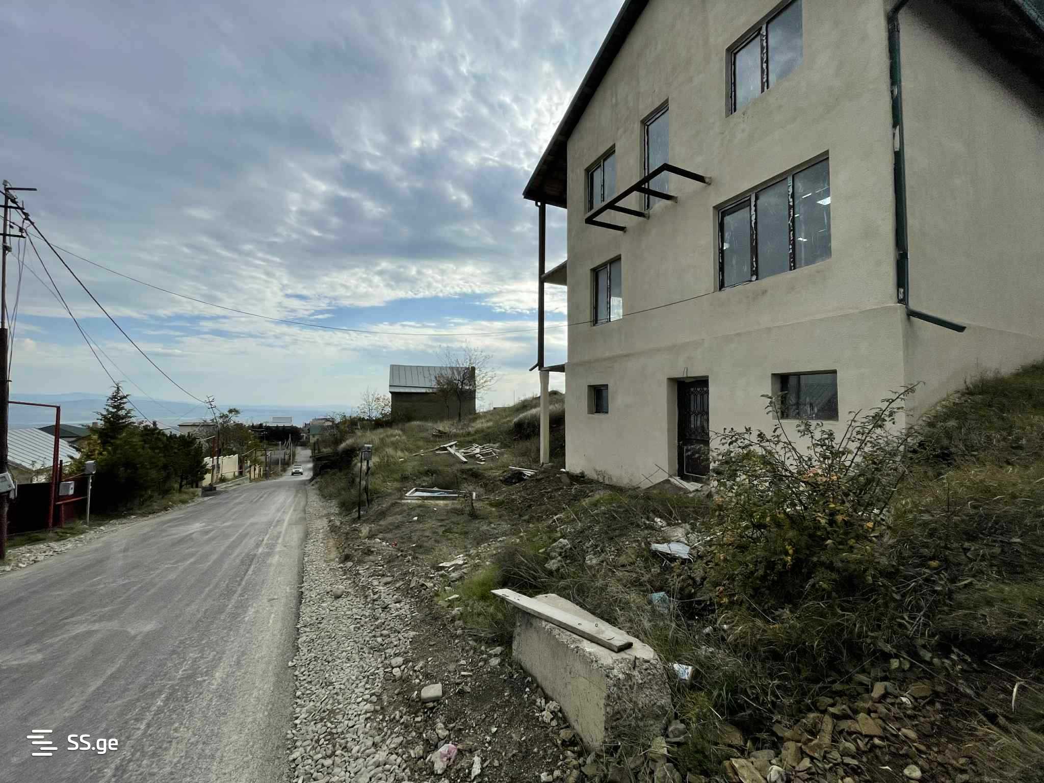 5 Room Private House For Sale view 1