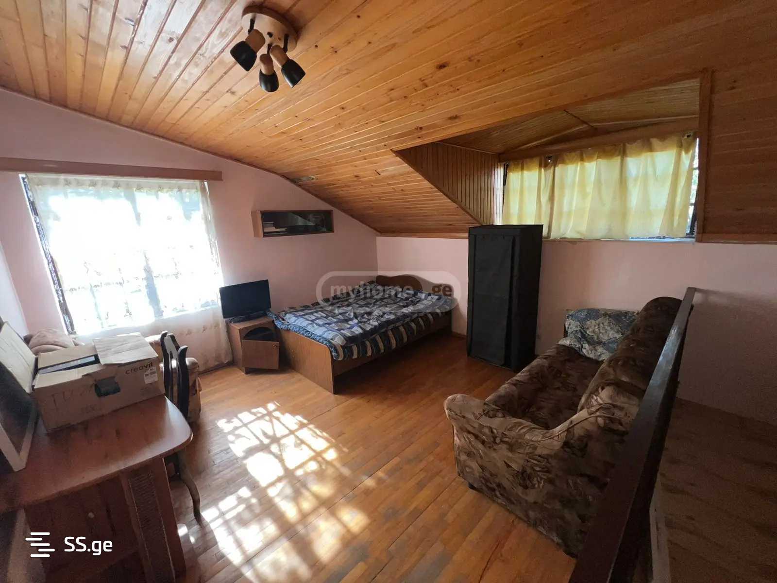10 Room Summer Cottage For Sale view 6