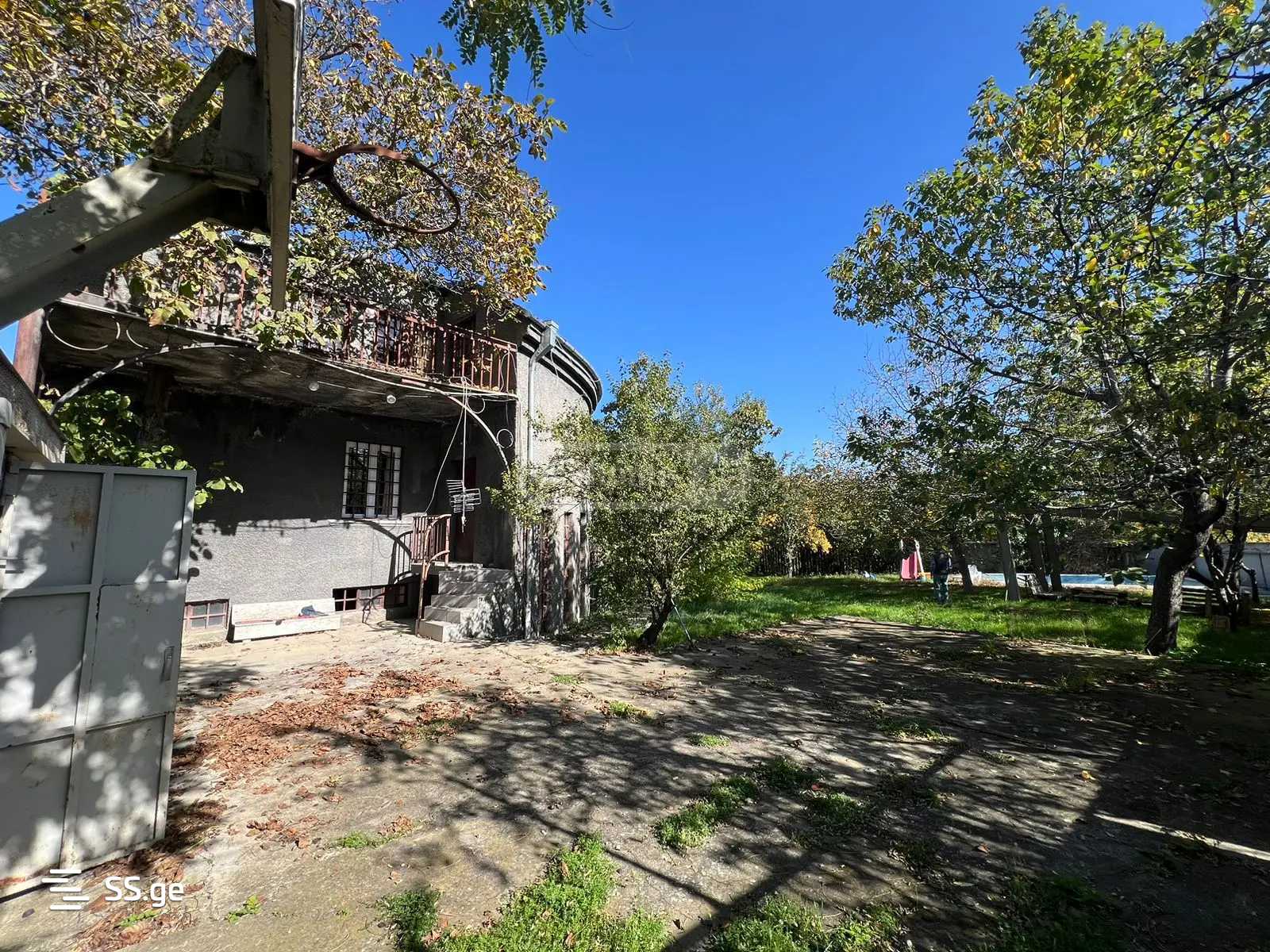 10 Room Summer Cottage For Sale view 1