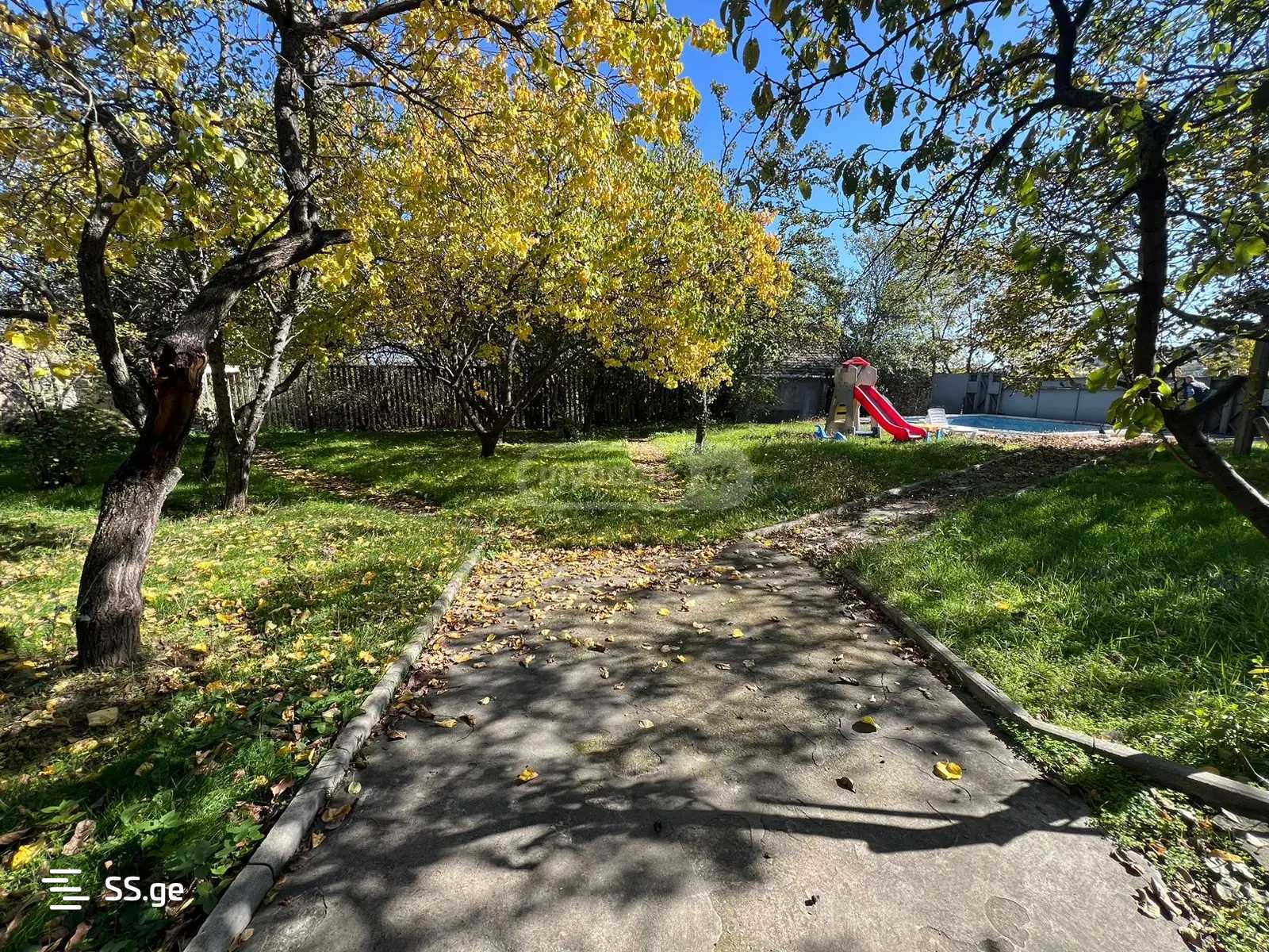 10 Room Summer Cottage For Sale view 10