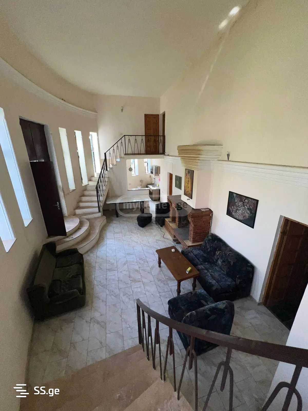 10 Room Summer Cottage For Sale view 2
