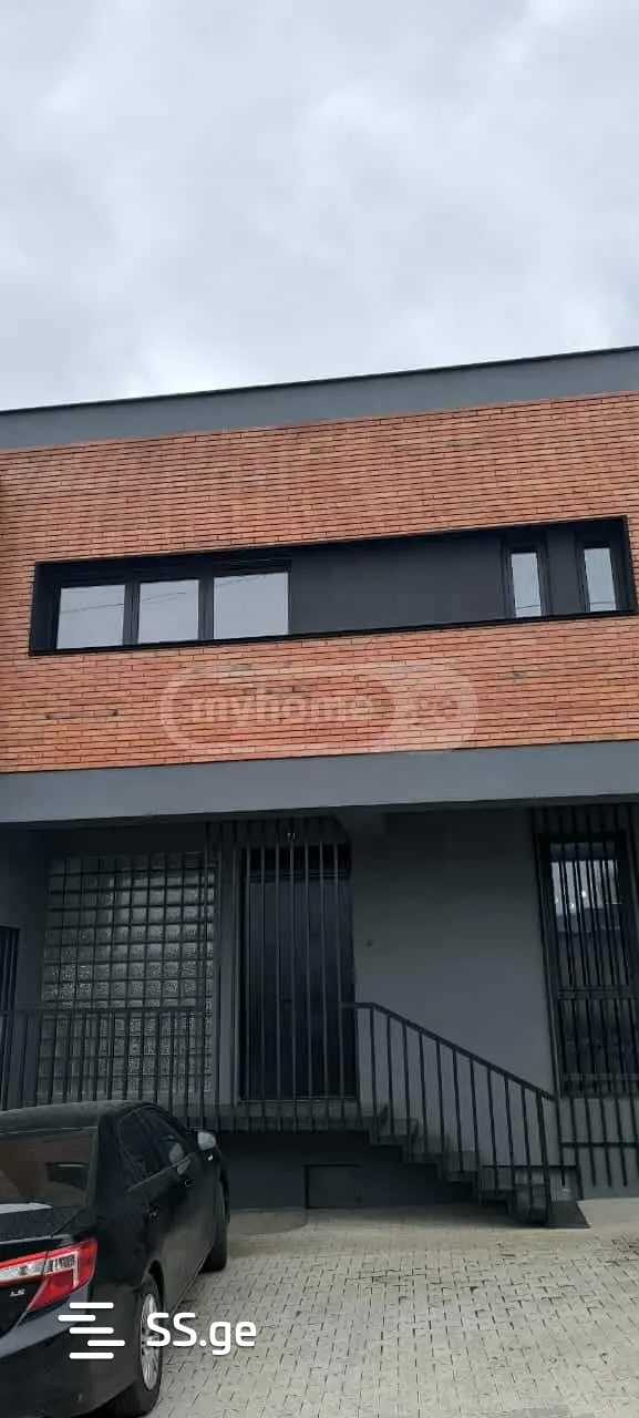 8 Room Private House For Rent. Saburtalo, 2 of 4