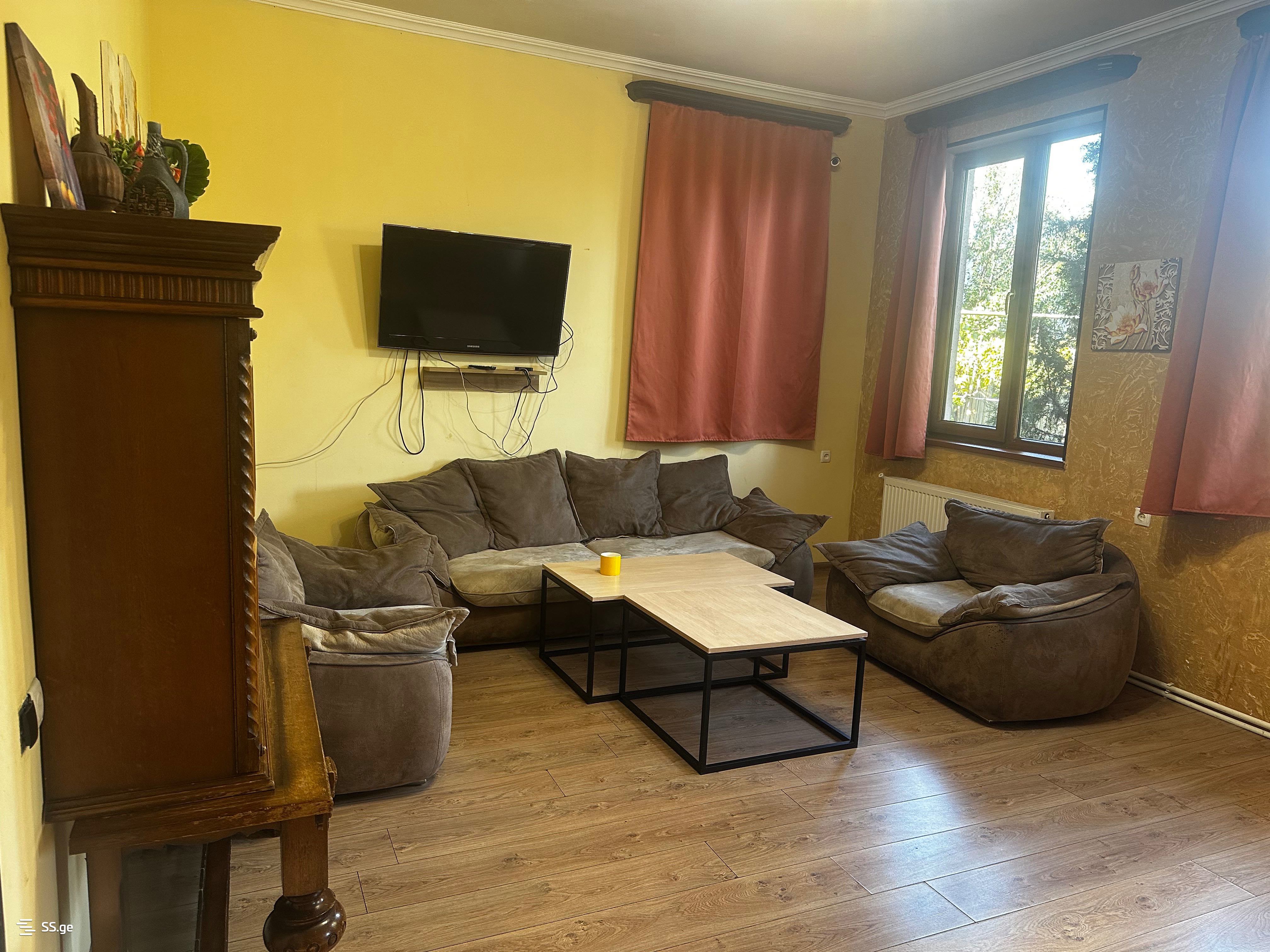 6 room Private House Daily rent. Didi digomi - Więcej