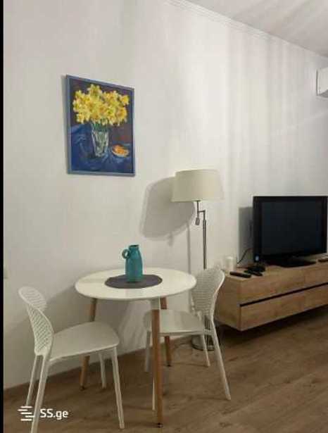 https://static.ss.ge/20251101/4_7768bc40-589d-4b60-a760-b743fe52aec9_Thumb.jpg