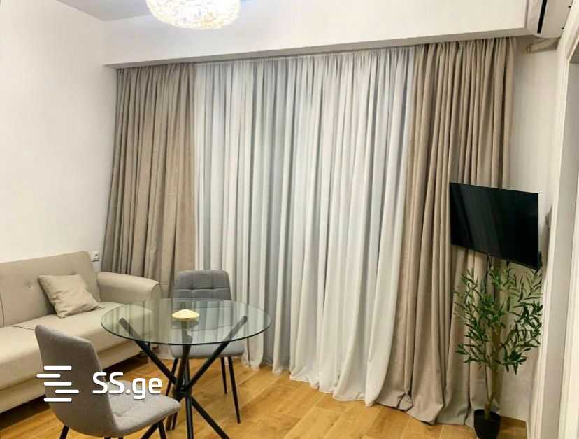 2 Room Flat Daily Rent. Digomi view 1