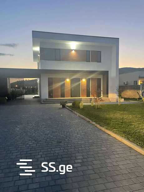 7 Room Private House For Rent. Misaktsieli view 1