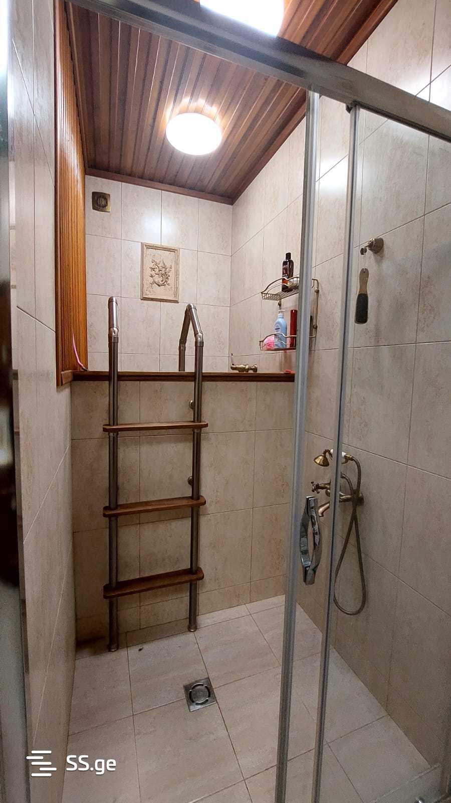 10 Room Hotel For Sale view 8