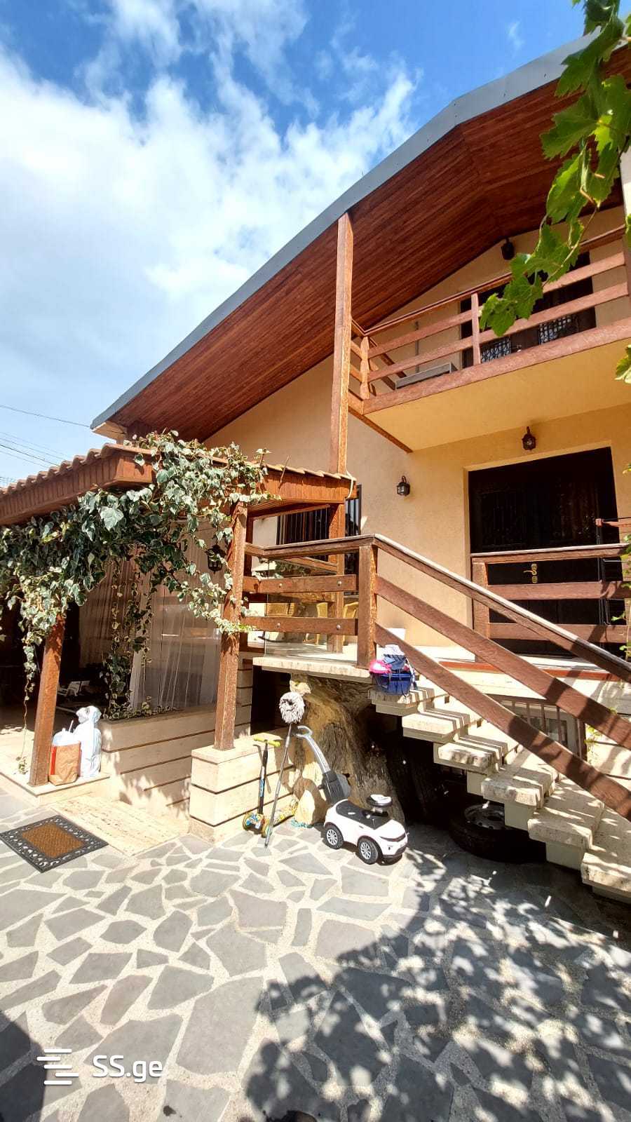 10 Room Hotel For Sale view 1