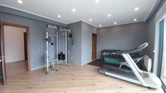 Commercial space For Sale. Koshigora