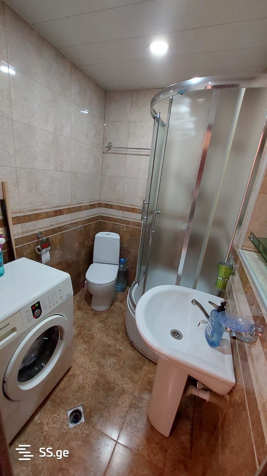 1 Room Flat Daily Rent. Sololaki view 8