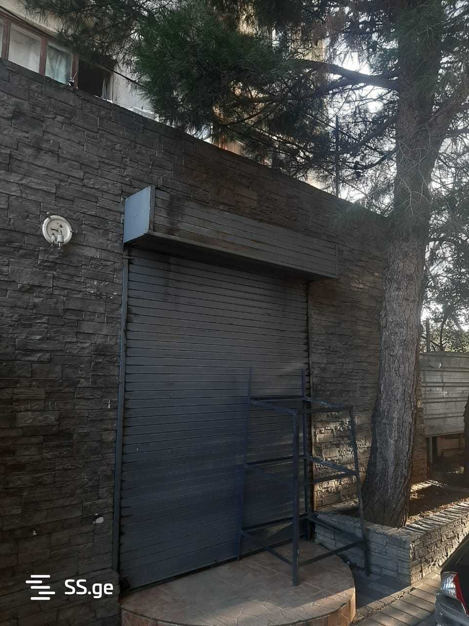 ქირავდება კომერციული ფართი მუხიანში