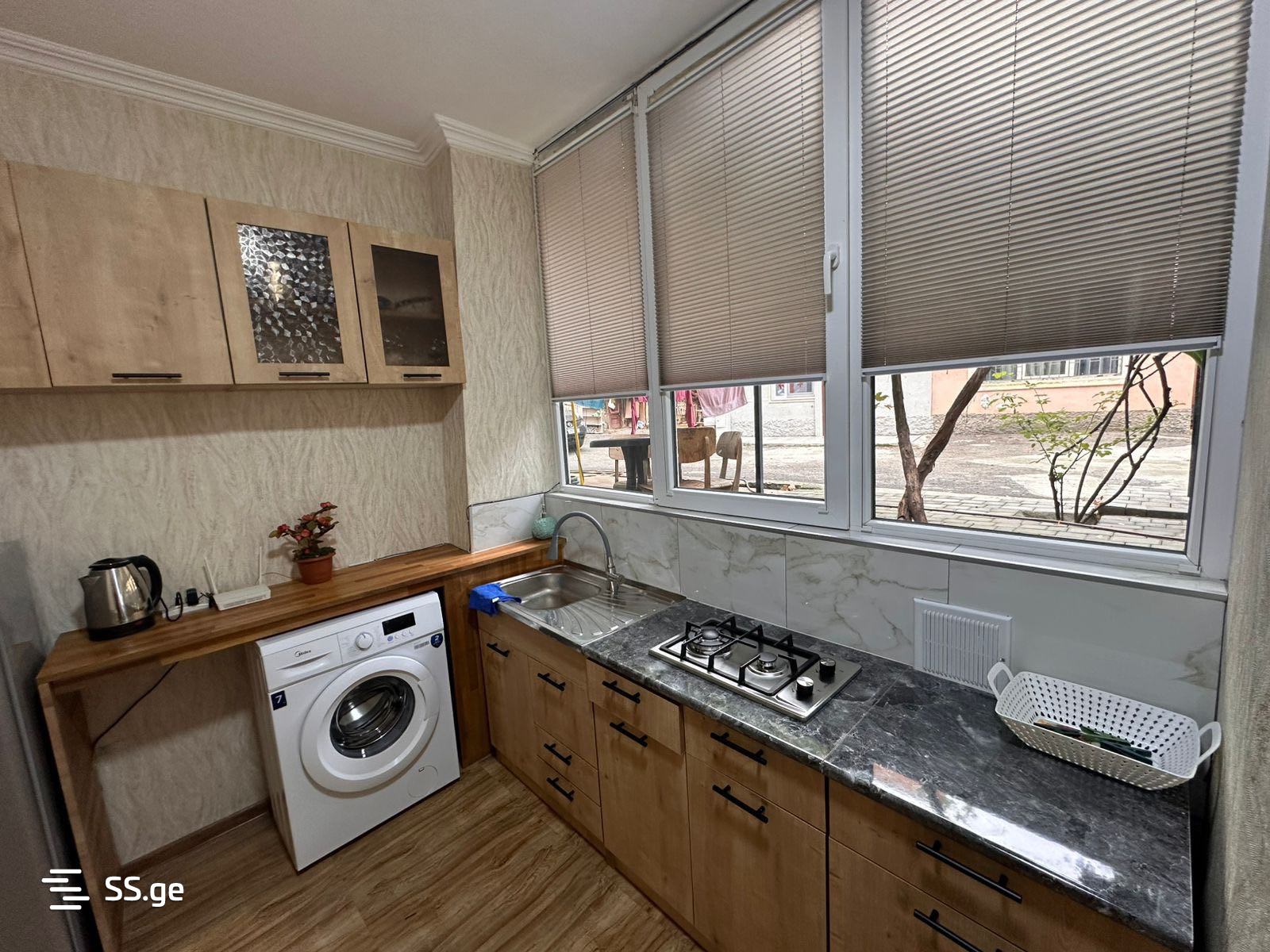 1 Room Flat Daily Rent. Sololaki view 2