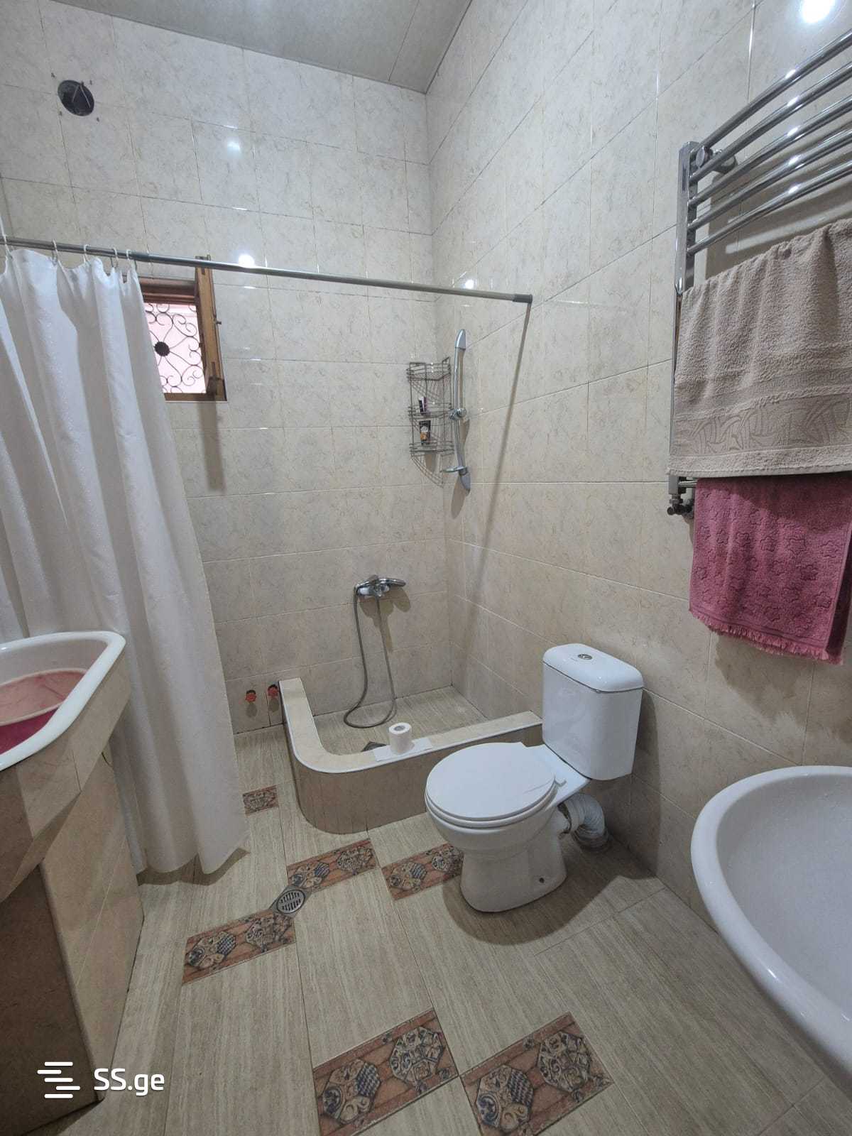 Commercial Space For Sale. Chugureti view 5