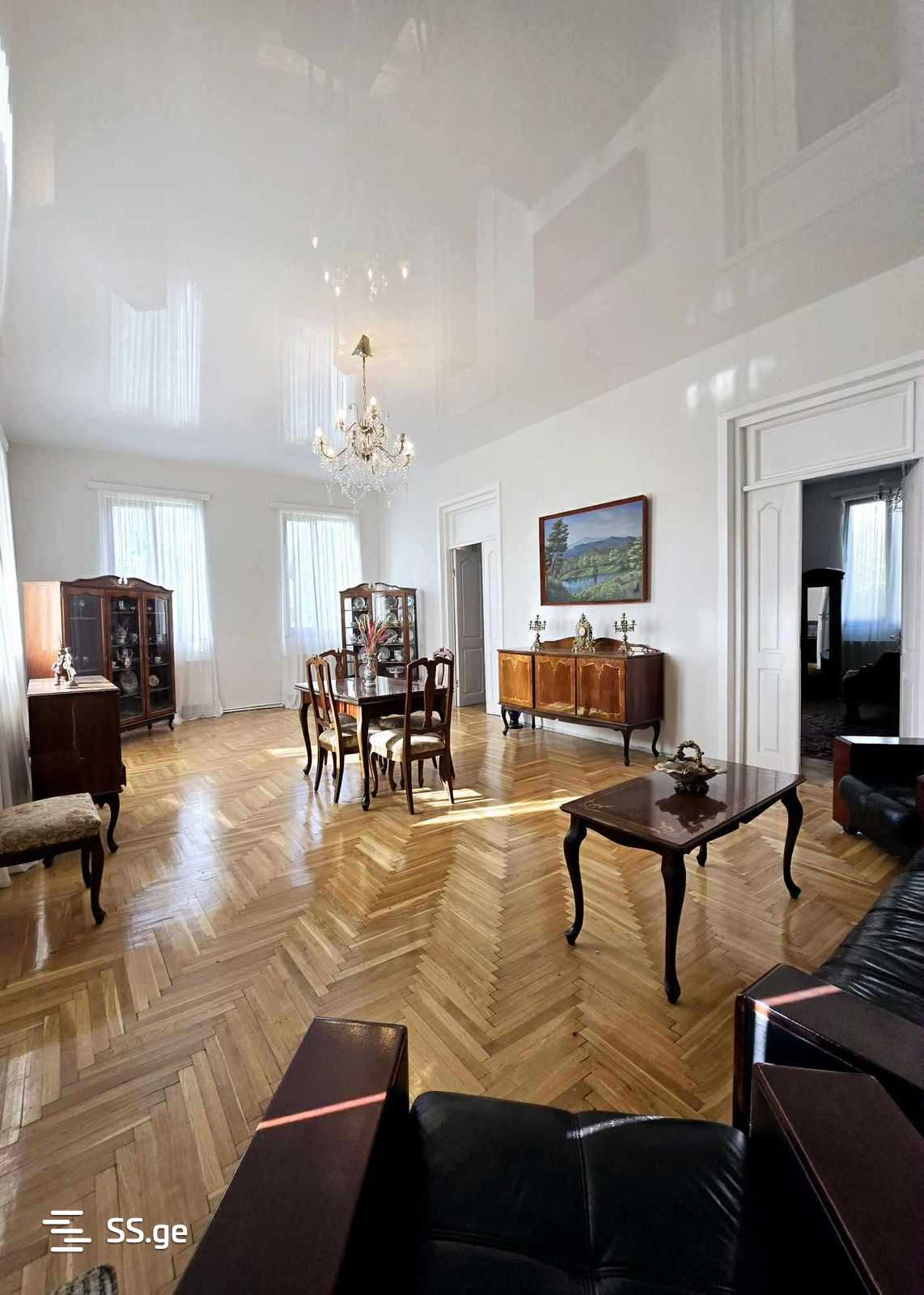 6 Room Private House For Rent. Batumi view 8