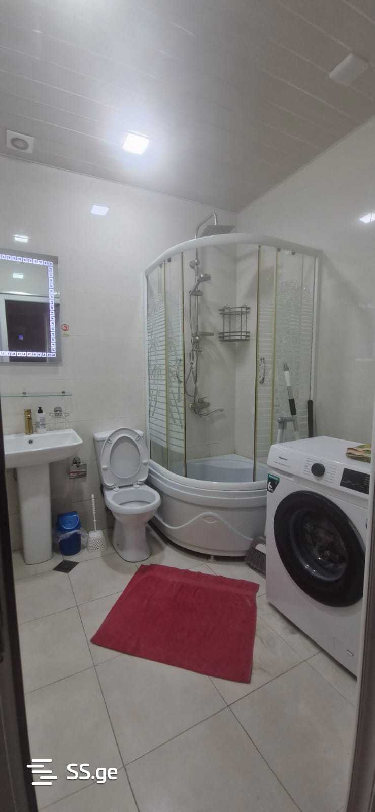 2 Room Flat For Rent. Batumi view 5