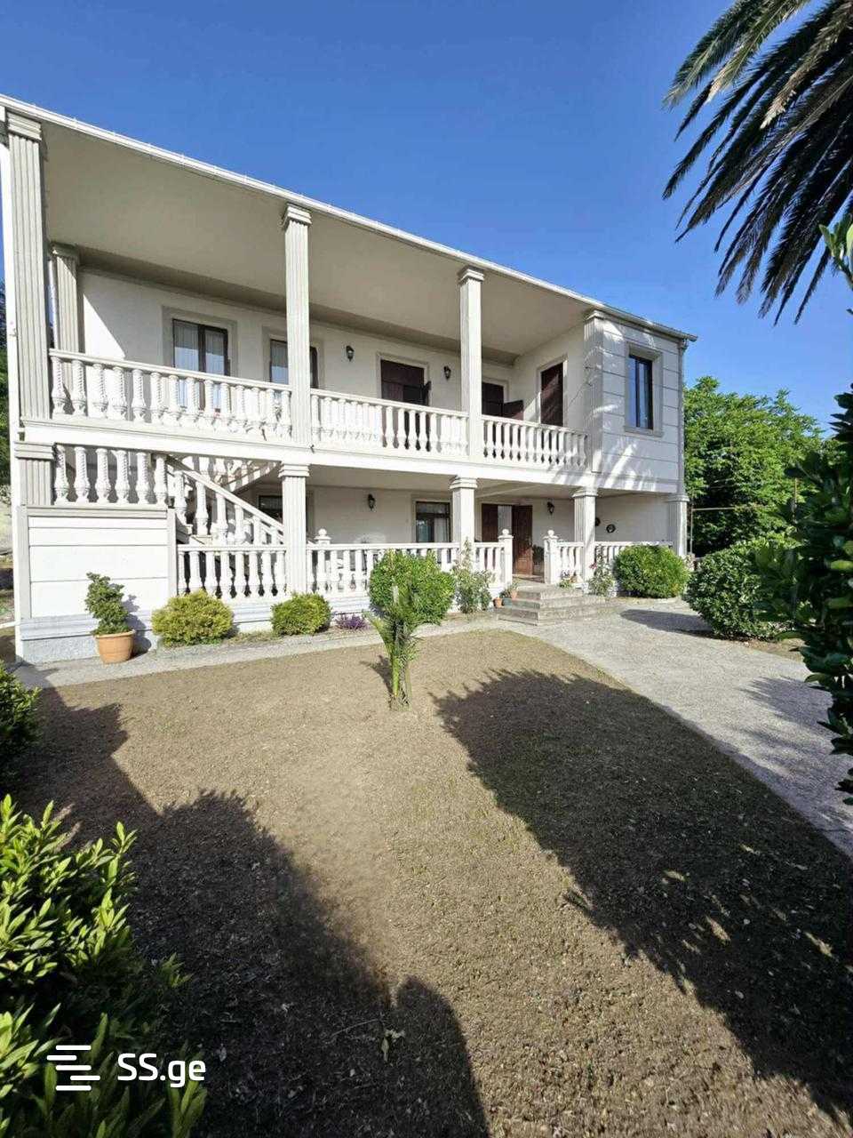 6 Room Private House For Rent. Batumi view 5