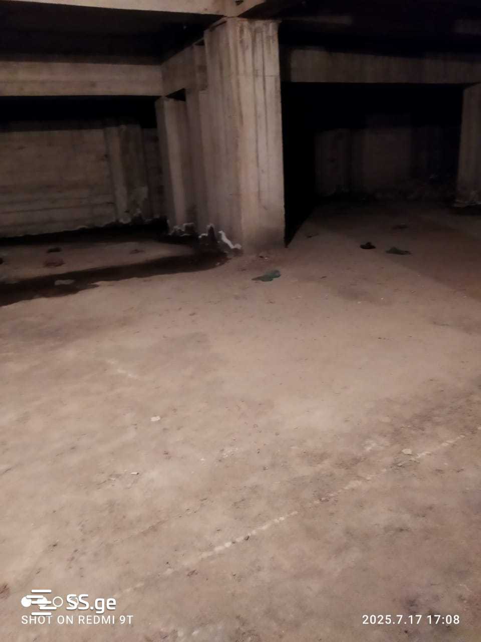 Commercial Space For Sale. Isani view 7
