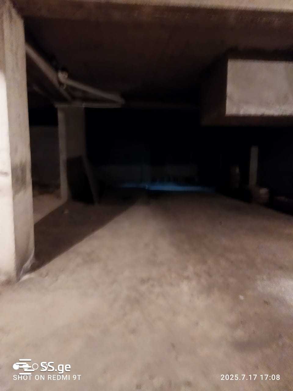Commercial Space For Sale. Isani view 6