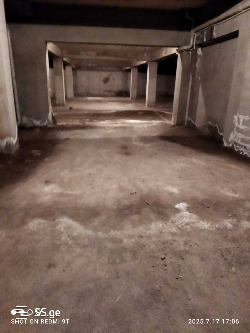 Commercial Space For Sale. Isani view 8
