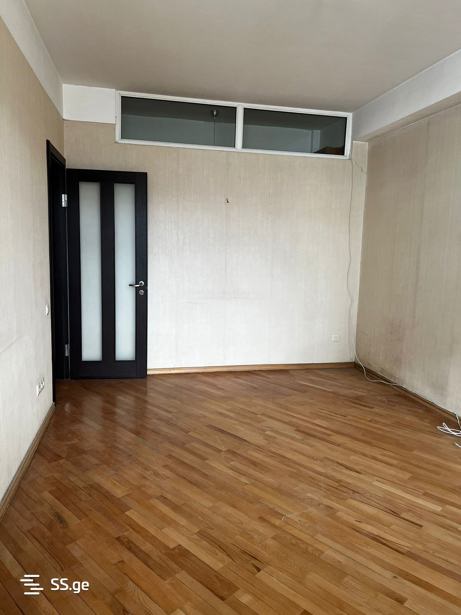 https://static.ss.ge/20251113/2_2b14625f-1619-4e76-9a11-2d90accacd7d_Thumb.jpg