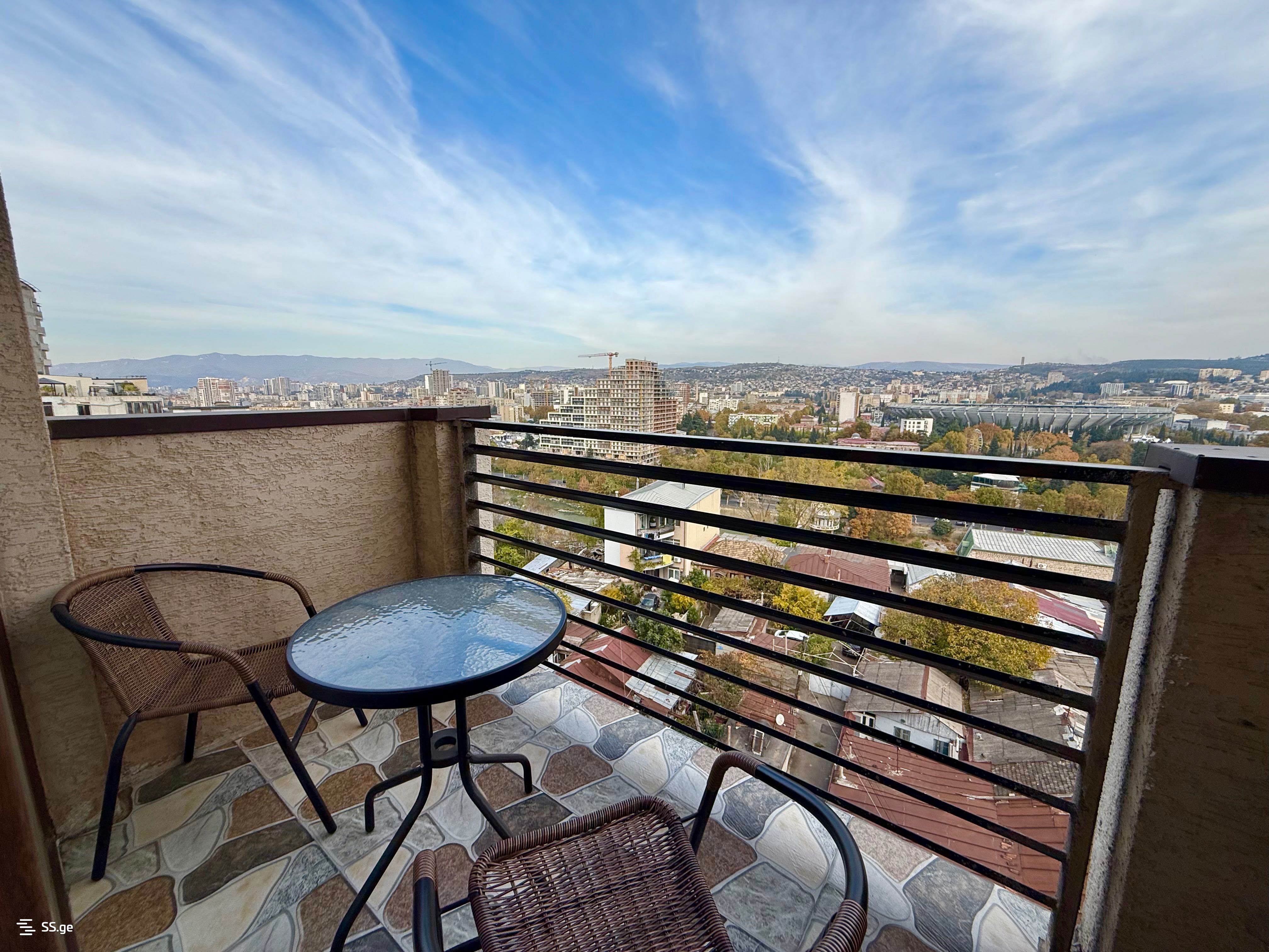 2 Room Flat Daily Rent. Saburtalo, 2 of 8
