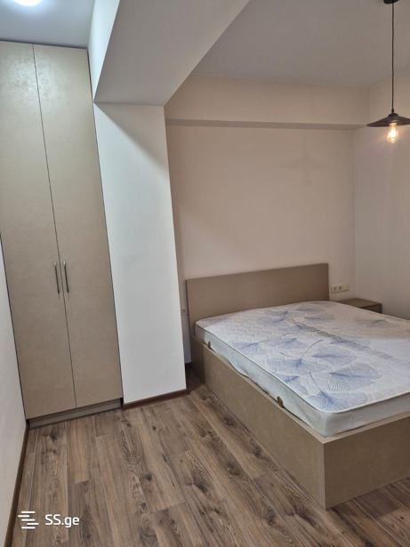 https://static.ss.ge/20251116/1_87bd7c22-0b63-4315-a8f8-b40164cdeadb_Thumb.jpg
